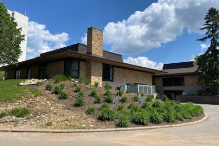 Neighborhood House on Montreal